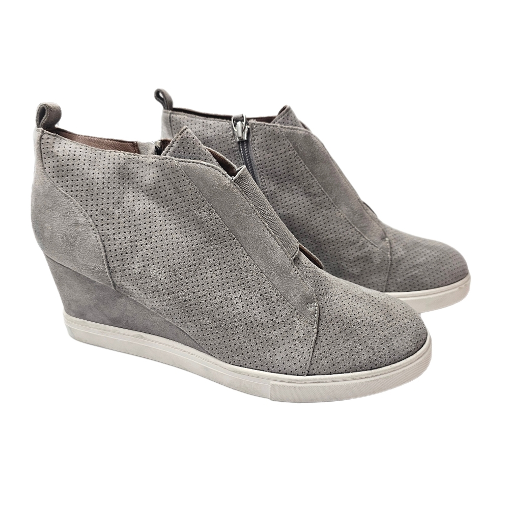 Linea Paolo Felicia Wedge Sneaker Grey Perforated Suede Size 9.5 NWOT
